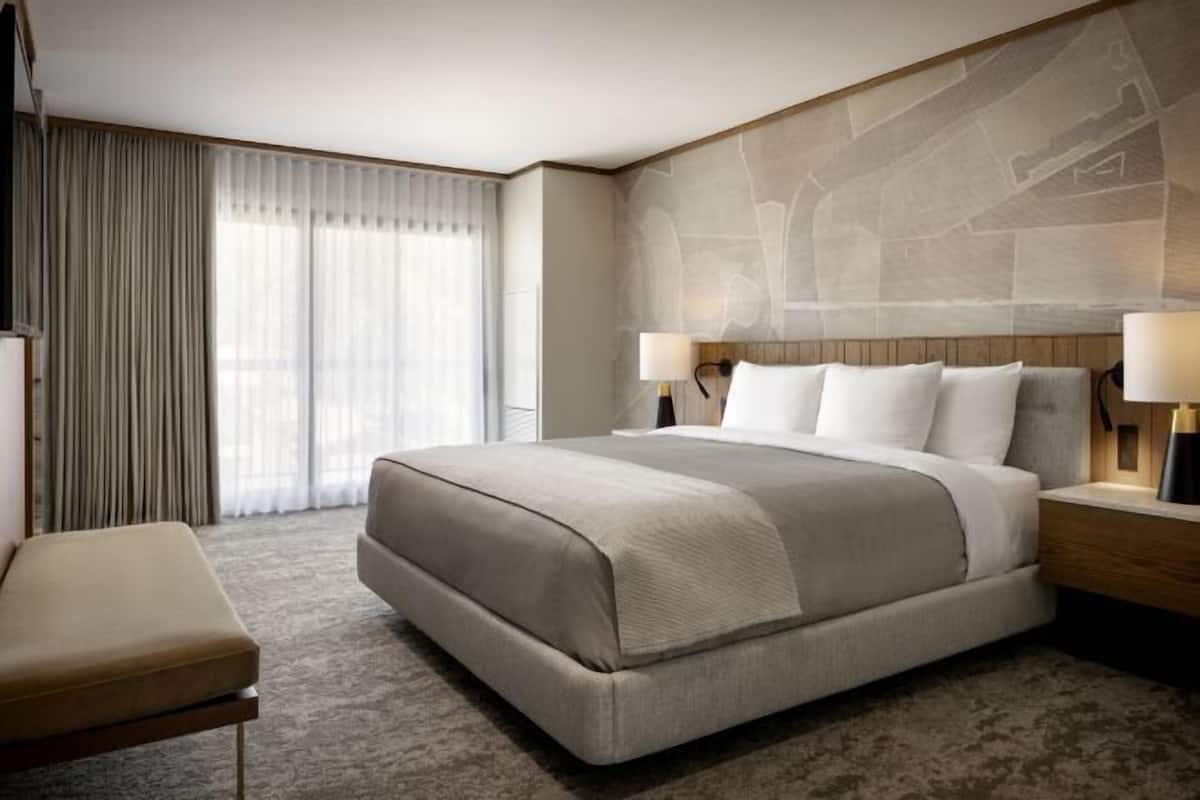 Premium bedding, pillow-top beds, in-room safe, blackout curtains