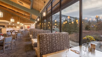 Daily full breakfast for a fee