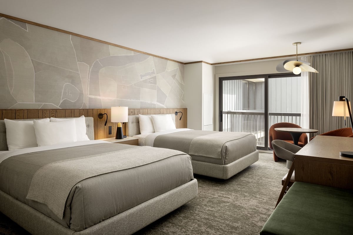 standard room, 2 queen beds (no view) | premium bedding, pillow-top beds, in-room safe, blackout curtains