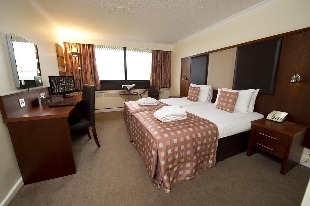 Desk, iron/ironing board, free WiFi, bed sheets