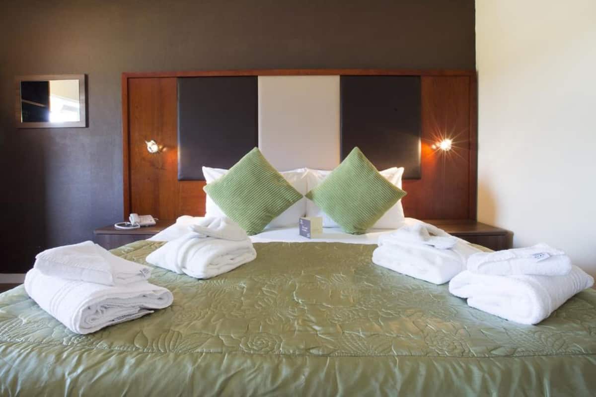 standard double room | 1 bedroom, desk, iron/ironing board, free wifi