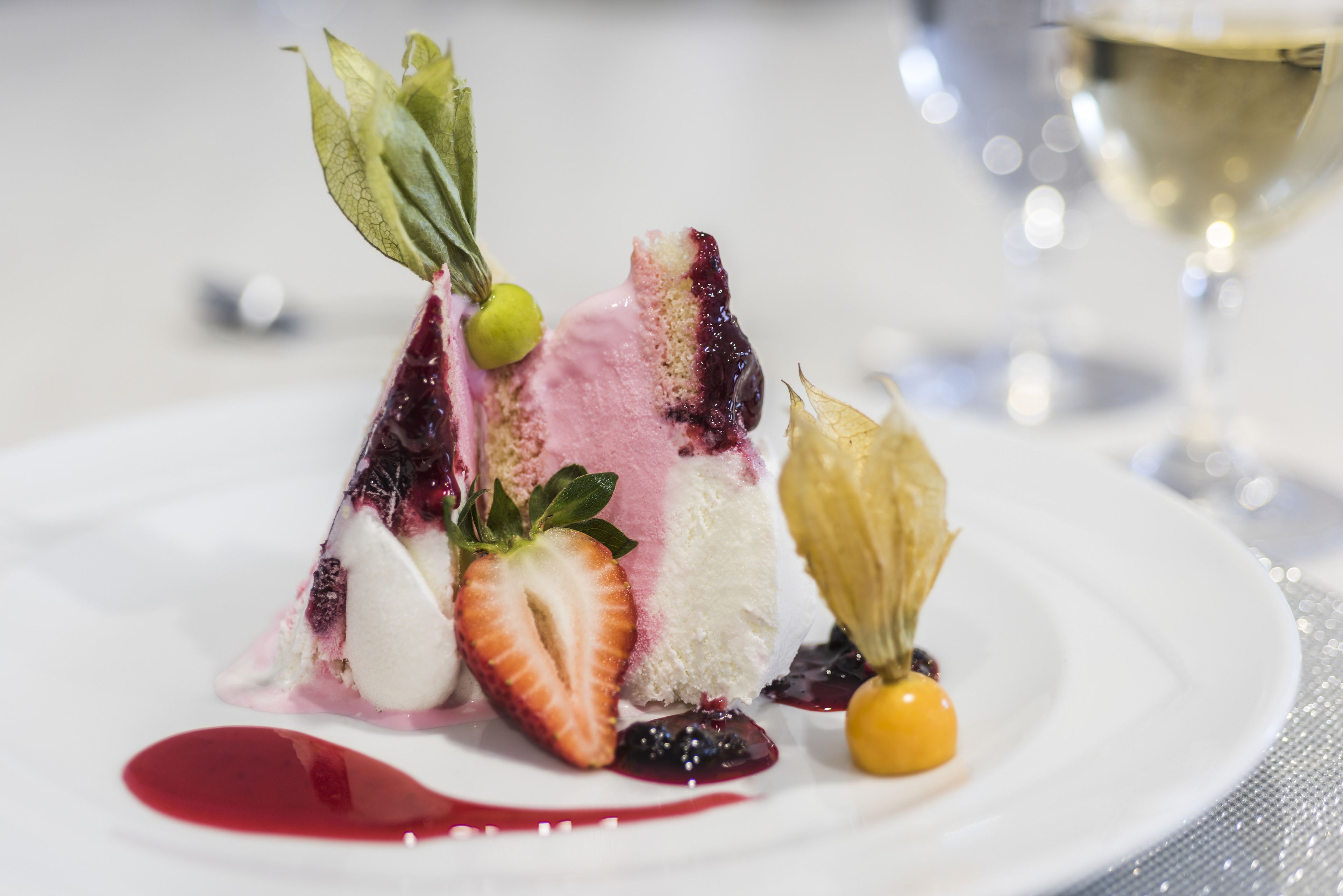 free daily full breakfast