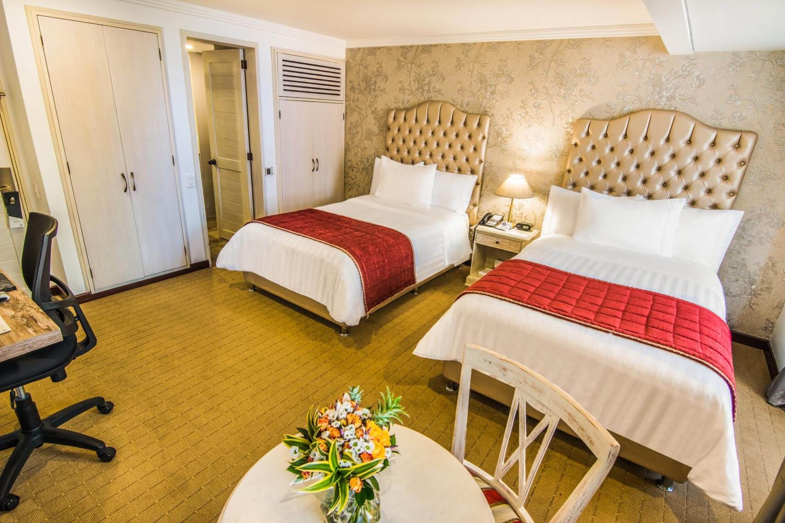 standard twin room | premium bedding, minibar, in-room safe, desk