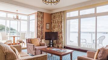 Allergikerbettwaren, Zimmersafe, individuell dekoriert