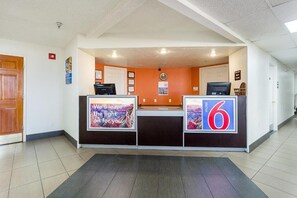 Reception - Motel 6 Williams, AZ - Downtown - Grand Canyon (Williams)