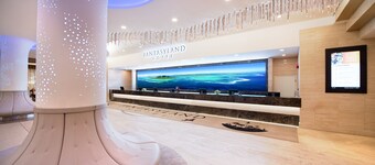 Fantasyland Hotel
