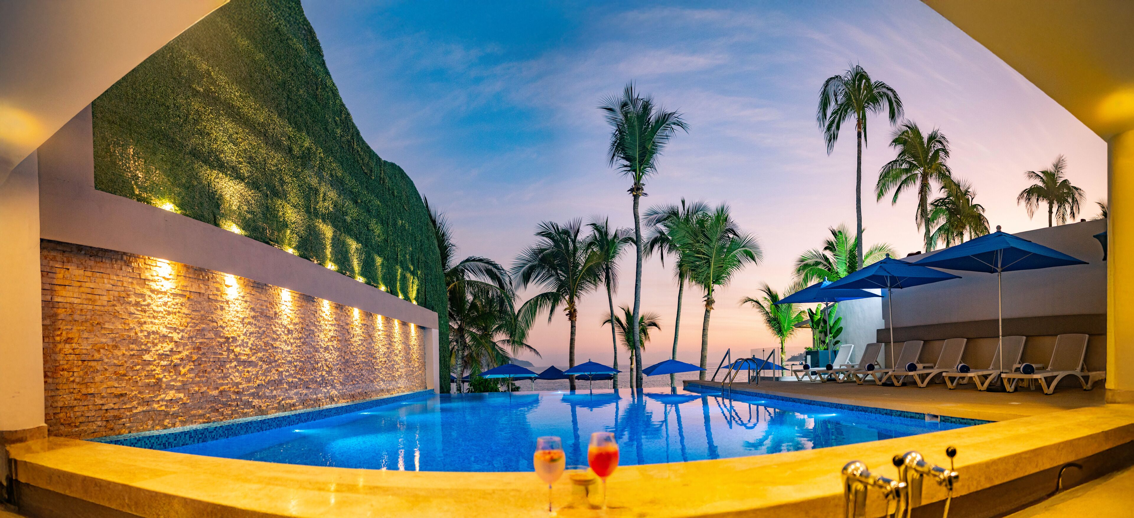 2 outdoor pools, pool umbrellas, sun loungers