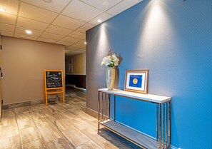 Hallway - Slumber Inn (New Minas)