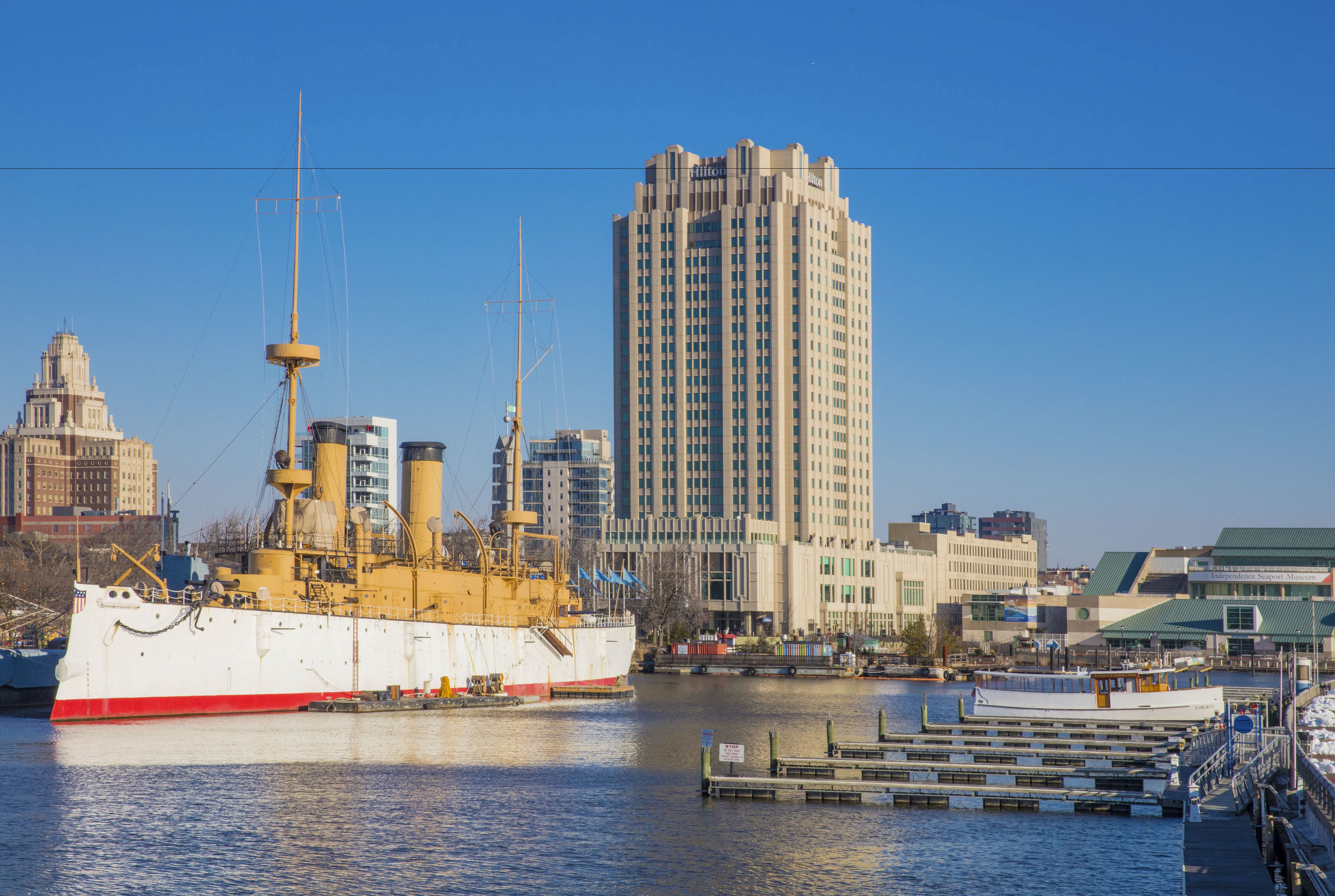 Photo - Hilton Philadelphia at Penn's Landing