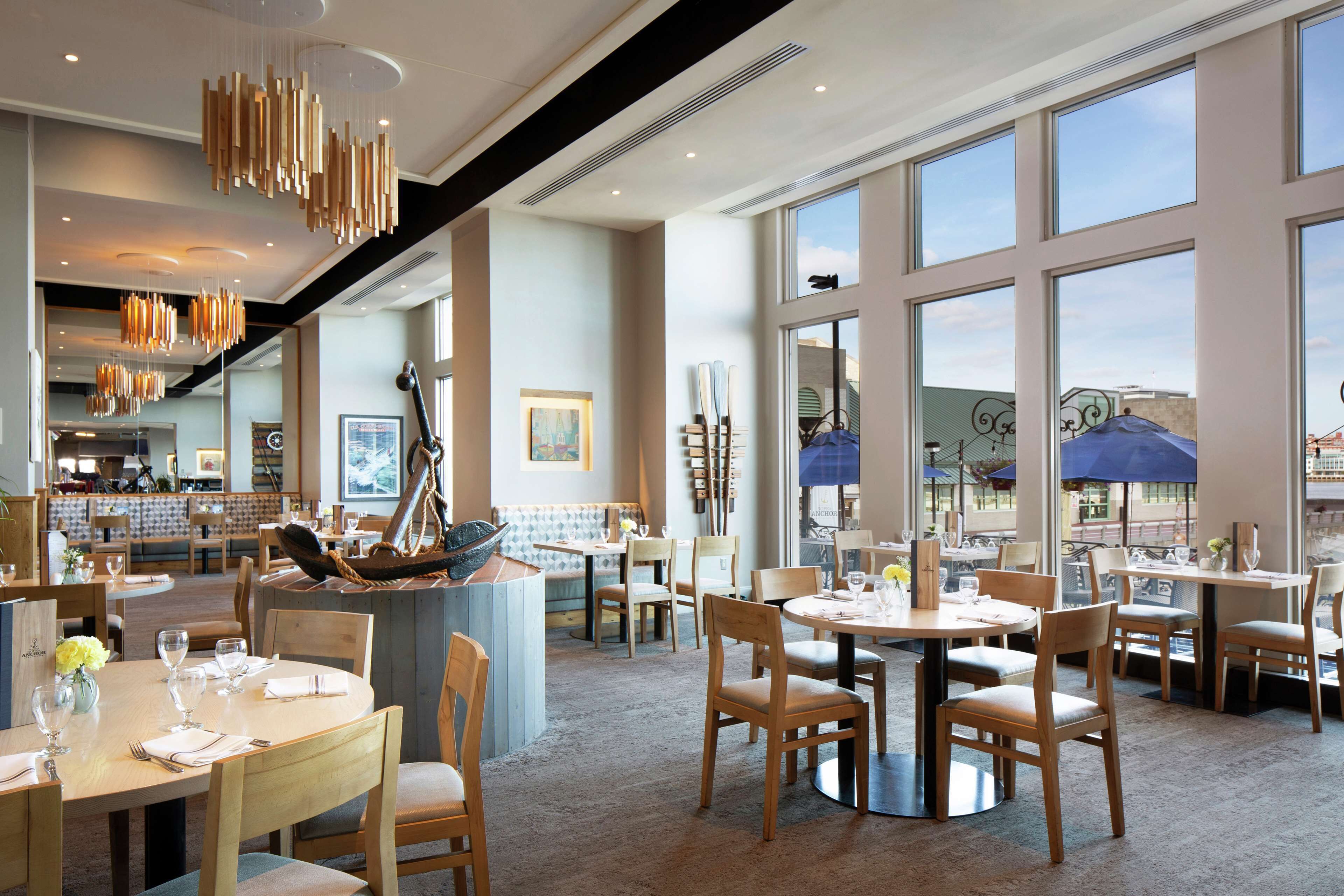 Photo - Hilton Philadelphia at Penn's Landing