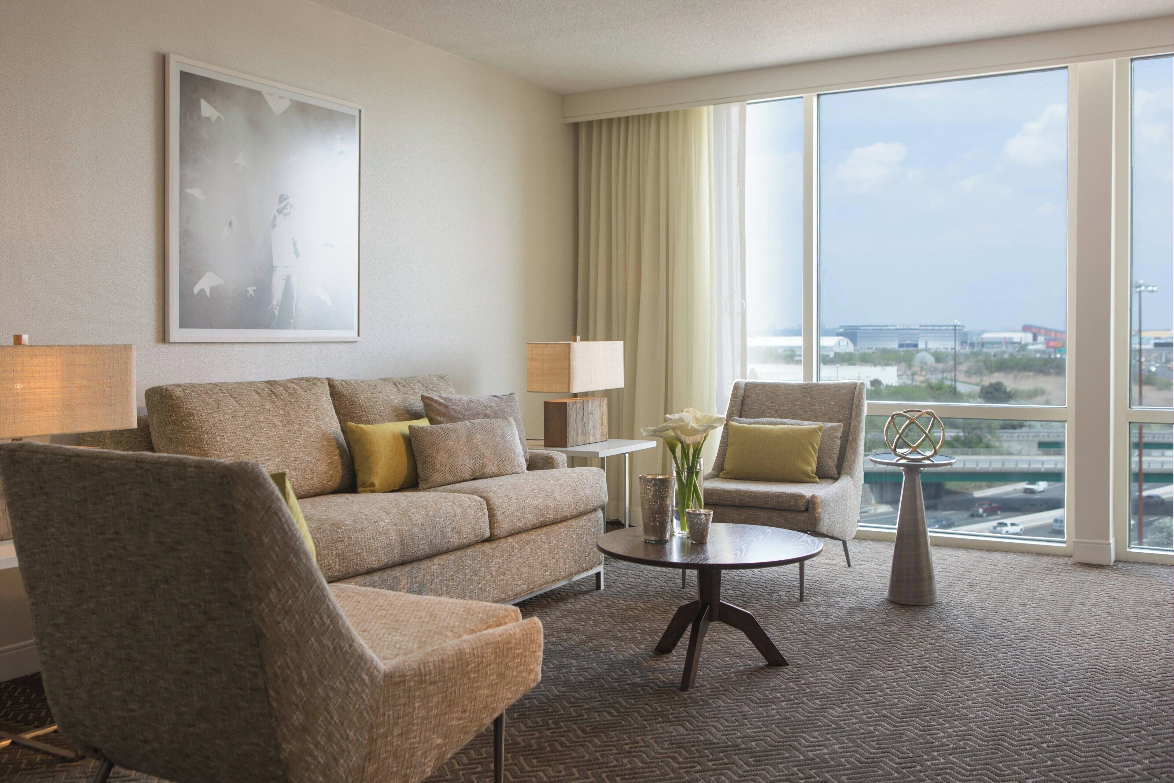 55 インチのスマートテレビ (ケーブル放送視聴可)、テレビ、Netflix