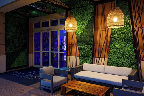 Renaissance Meadowlands Hotel