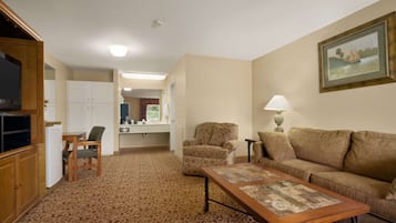 Suite, 1 King Bed with Sofa bed, Non Smoking | Pillow-top beds, desk, blackout curtains, soundproofing