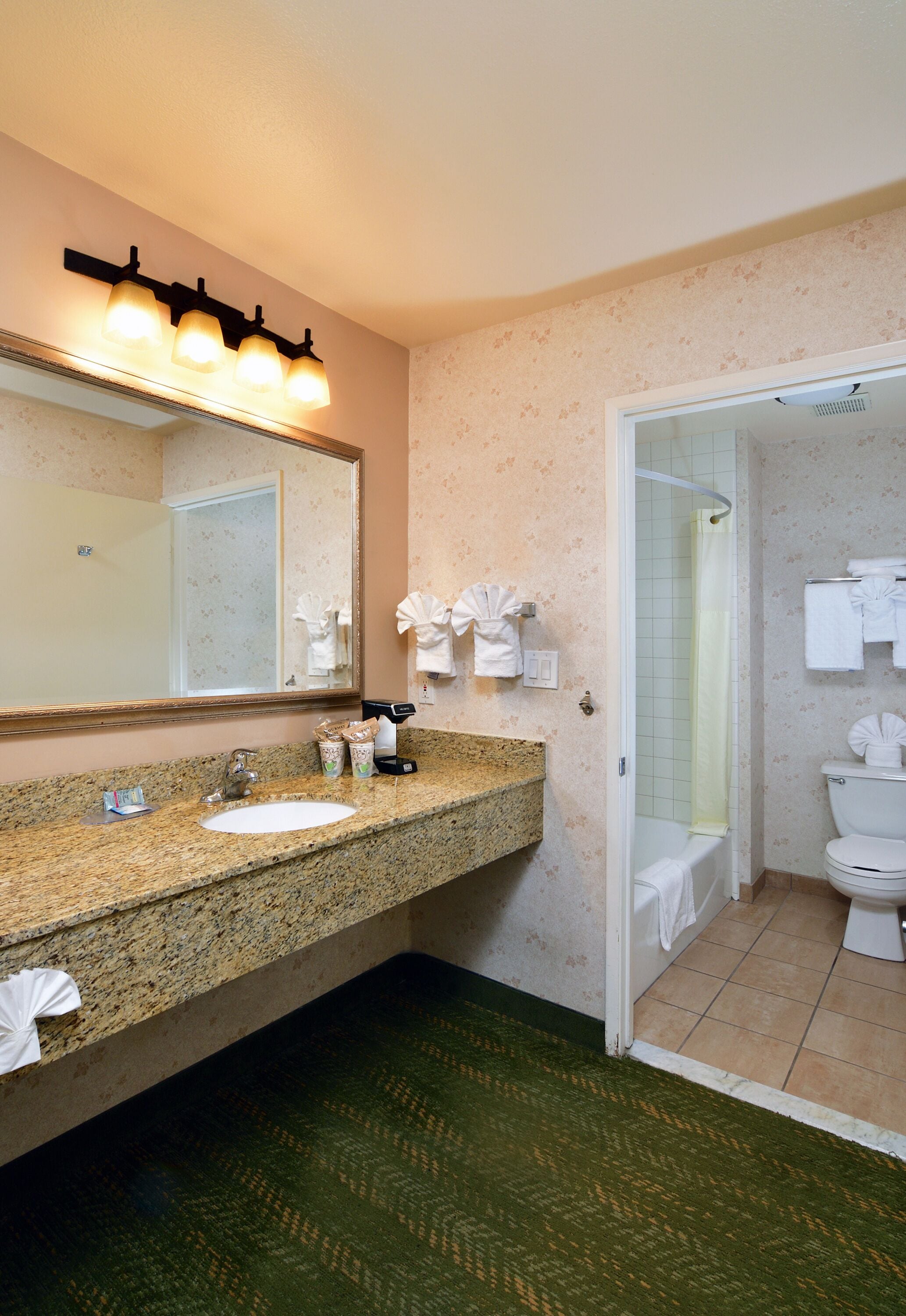 king suite | bathroom | free toiletries, hair dryer, towels
