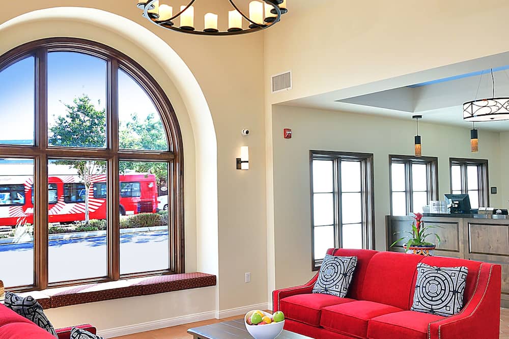Lamplighter Inn & Suites at SDSU