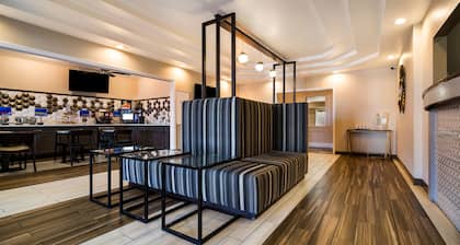 SureStay Plus Hotel by Best Western Topeka Northwest