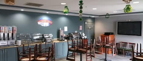 Free daily buffet breakfast