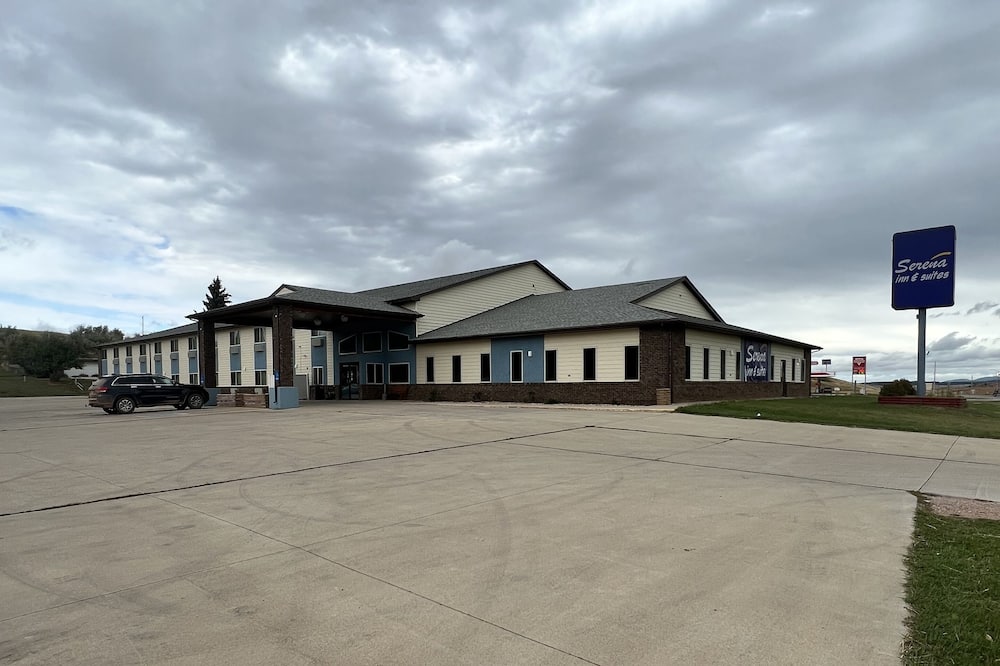 Serena Inn & Suites - Sundance