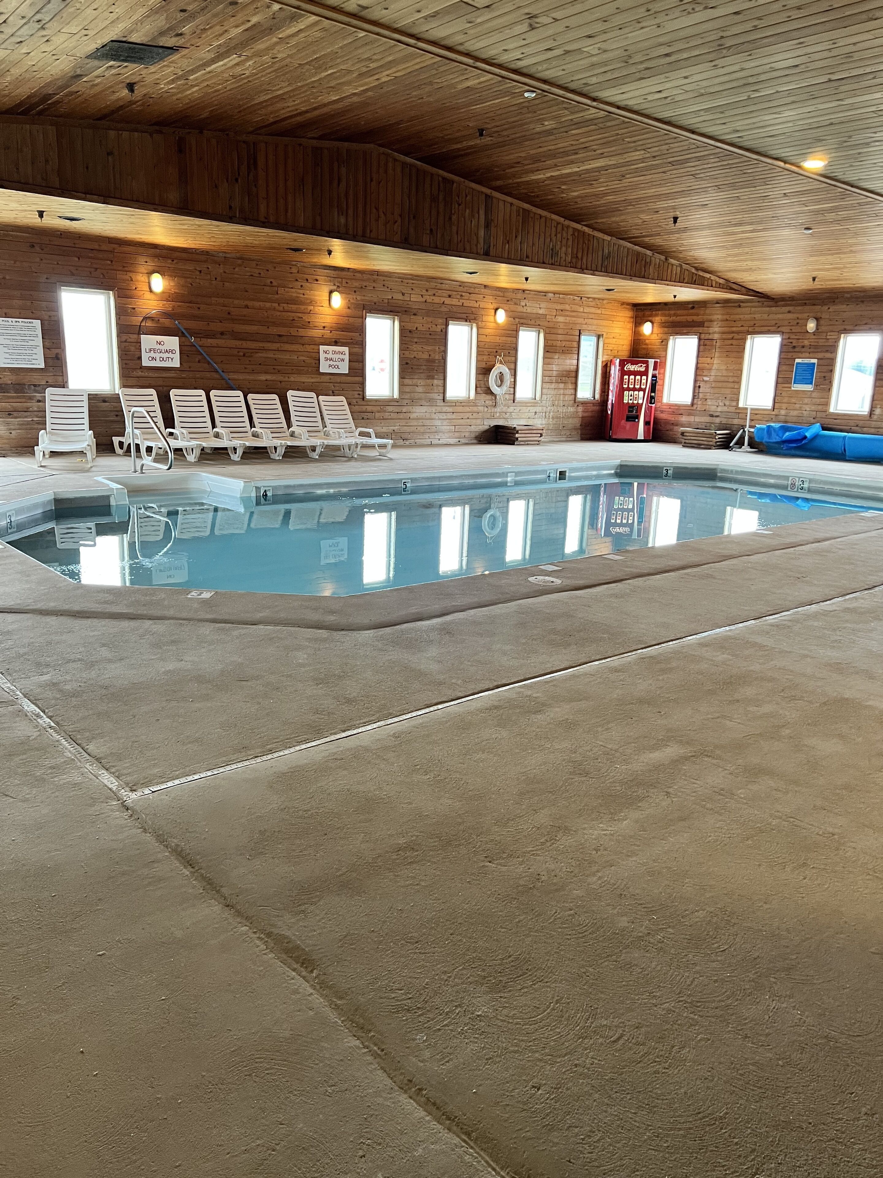 indoor pool, open 10:00 am to 10:00 pm, pool loungers