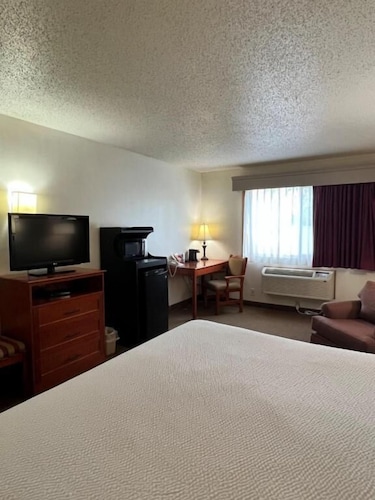 Serena Inn & Suites - Sundance