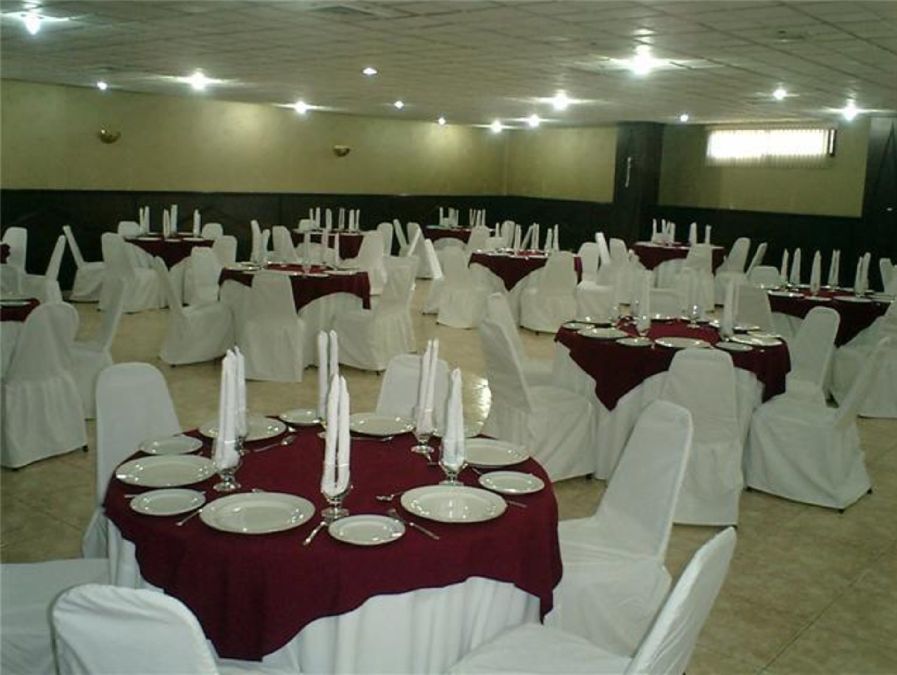 banquet hall