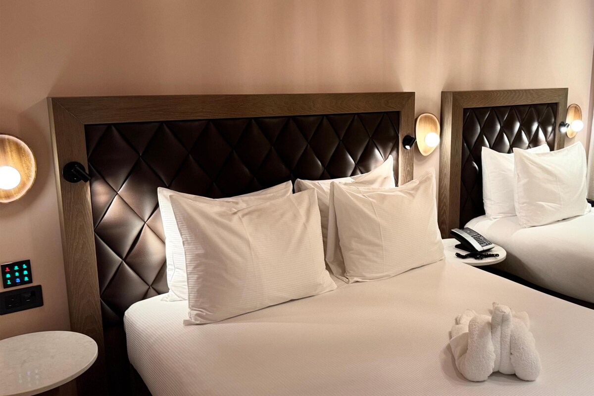 Family Room, 1 Double Bed | Egyptian cotton sheets, premium bedding, in-room safe, blackout drapes