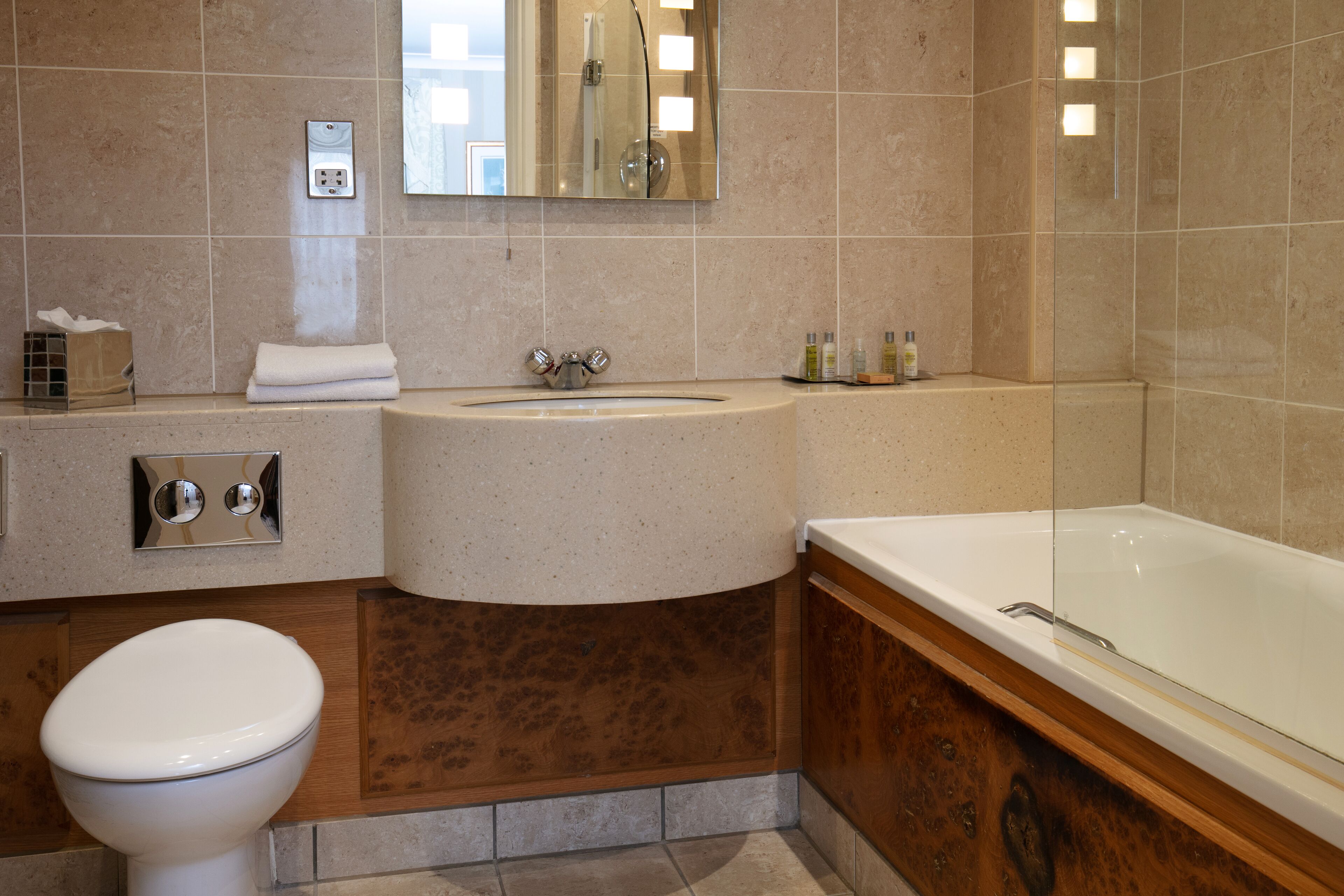junior king suite | bathroom | free toiletries, hair dryer, towels, soap