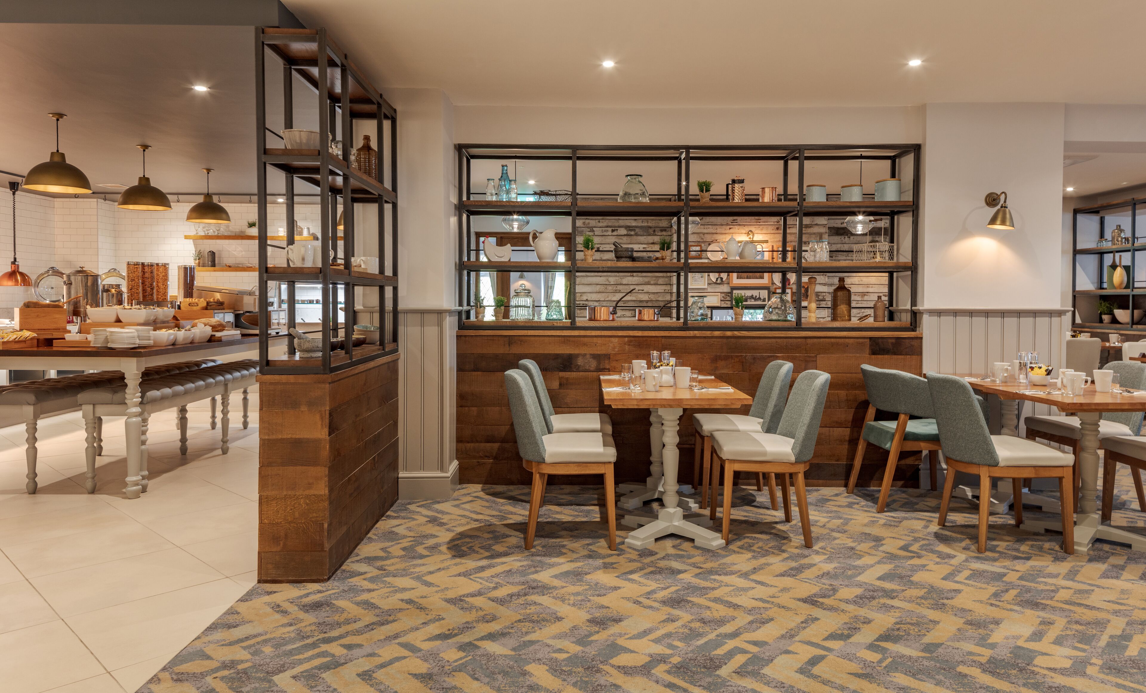 breakfast, lunch, dinner served; british cuisine