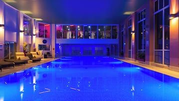 Indendørs pool, liggestole