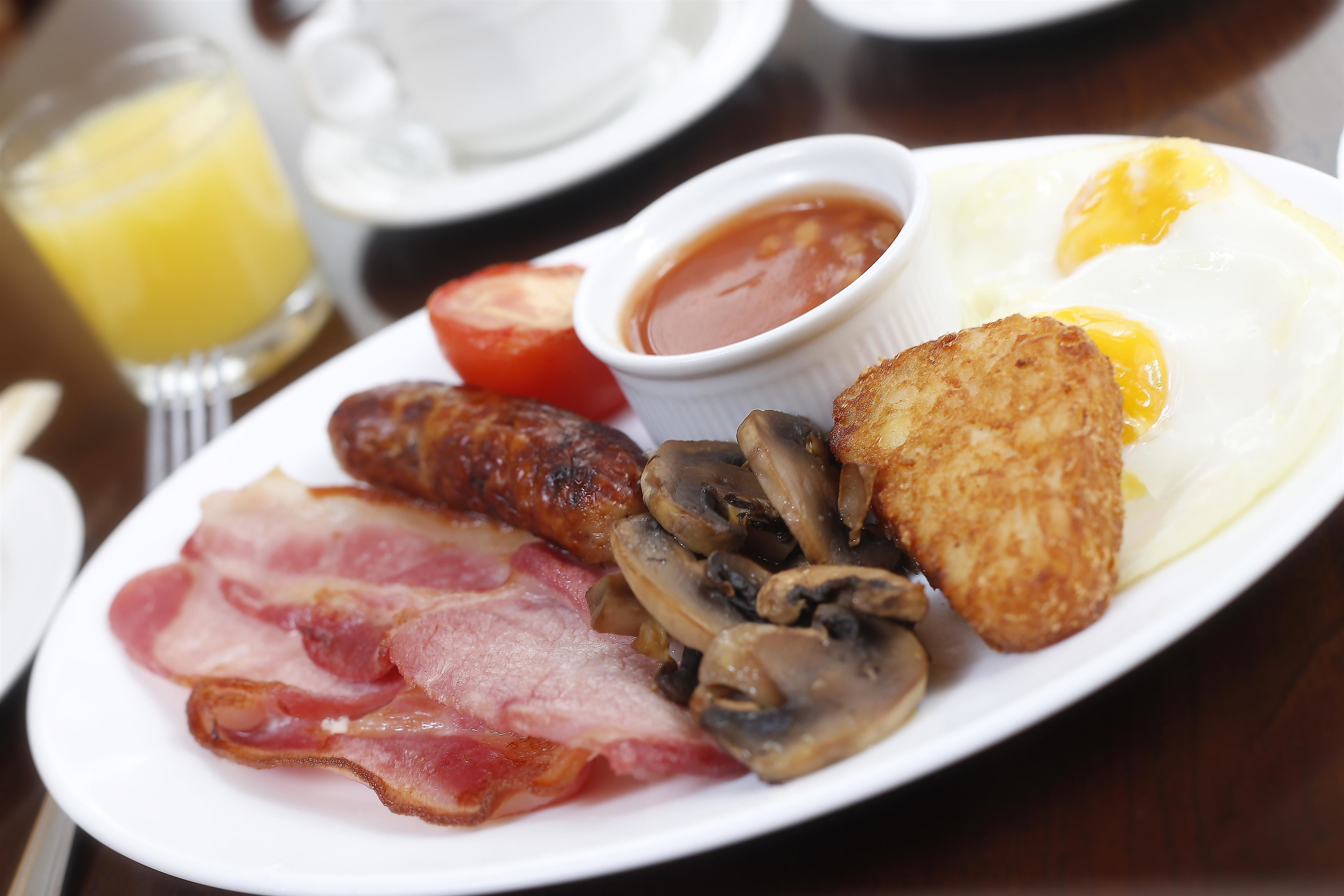 daily english breakfast (gbp 12.95 per person)