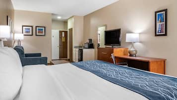 Standard Room, 1 King Bed with Sofa bed | Down duvets, pillow-top beds, desk, laptop workspace