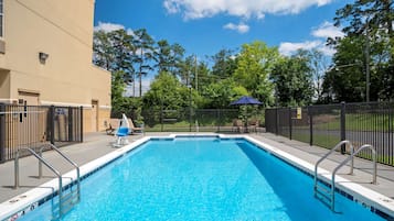 Seasonal outdoor pool