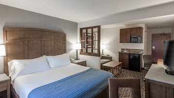 Standard Room, 1 King Bed with Sofa bed | Desk, laptop workspace, blackout drapes, iron/ironing board