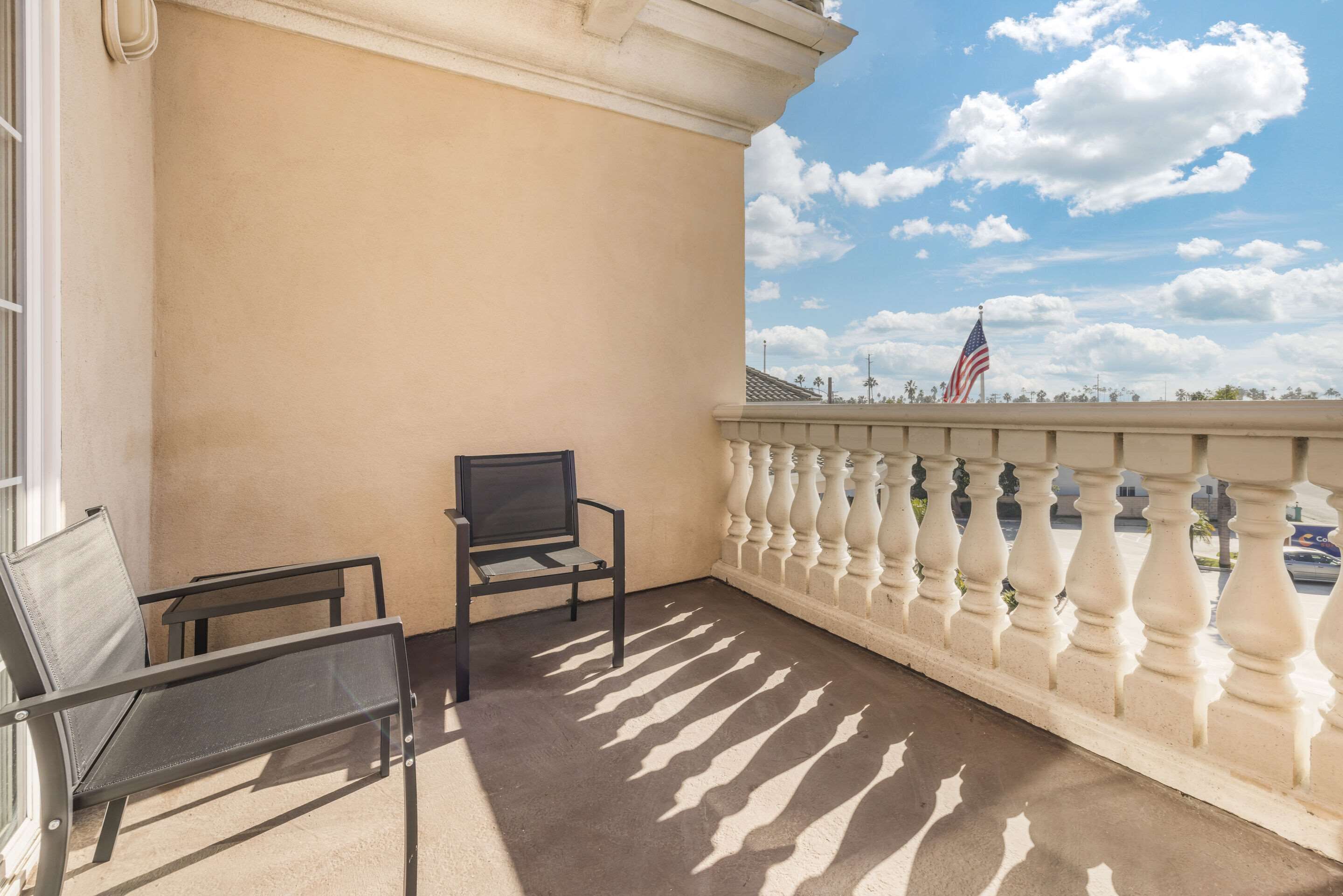 ocean view suite, sofa bed, 1 king bed, living room, non smoking | premium bedding, in-room safe, desk, laptop workspace