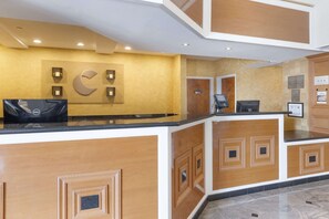 Lobby - Comfort Suites Oceanside Camp Pendleton Area (Oceanside)