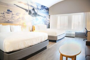 Quarto standard, 2 camas Queen | 1 quarto, roupas de cama premium, edredons de pluma