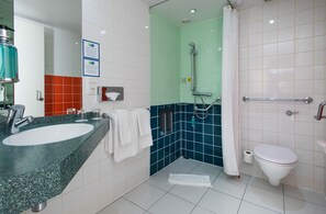Kamar Standar, 1 Tempat Tidur King, akses difabel | Kamar mandi | Pengering rambut dan handuk