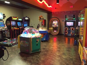 Área de juegos infantiles techada