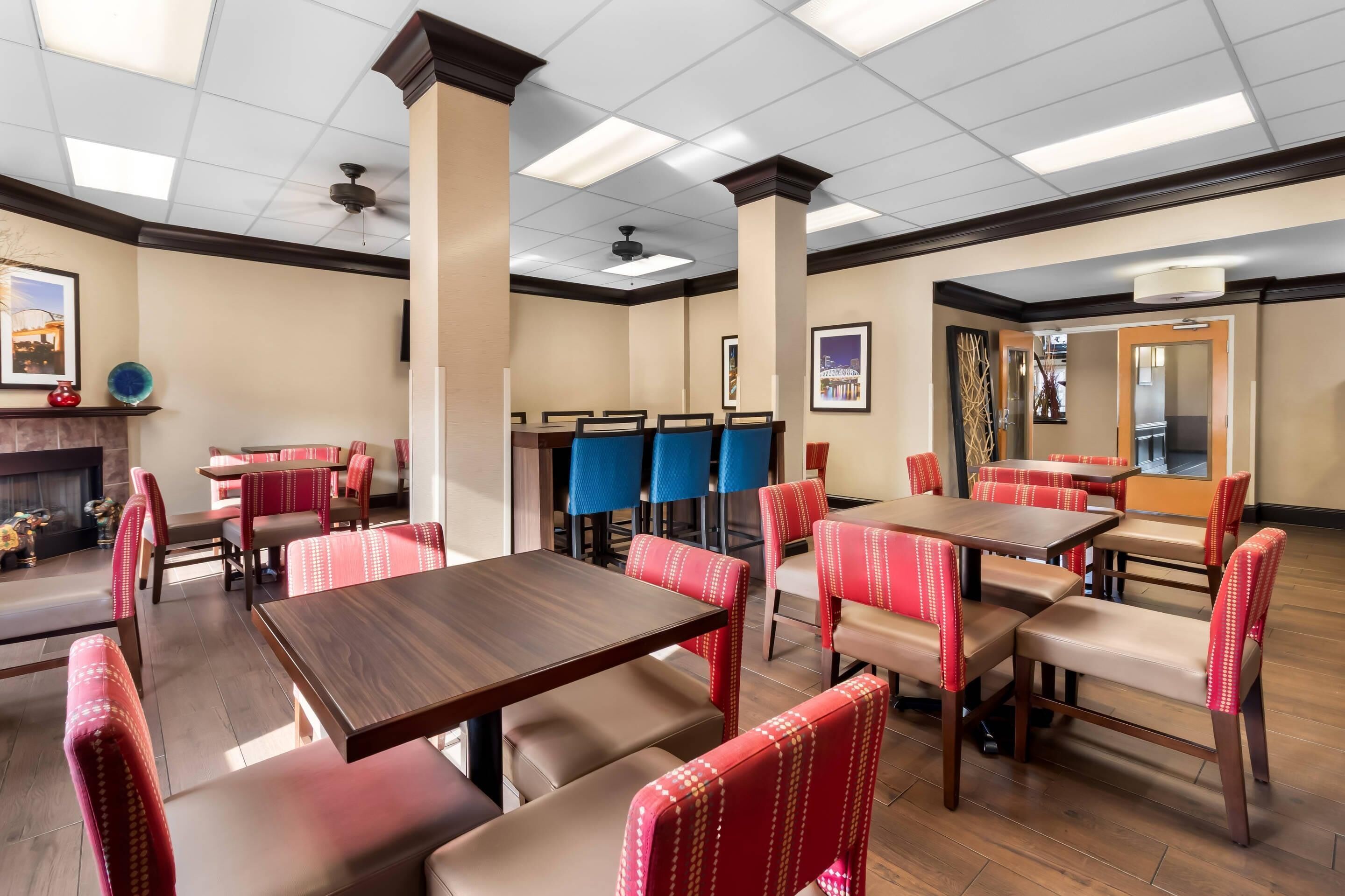 Café da manhã continental grátis todos os dias