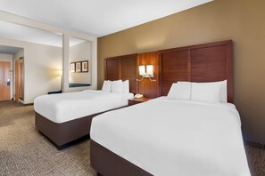 Suite, 2 Double Beds, Non Smoking