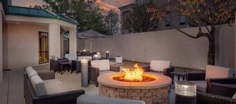 代頓南萬怡酒店