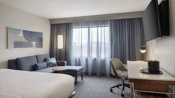 Premium bedding, in-room safe, desk, iron/ironing board