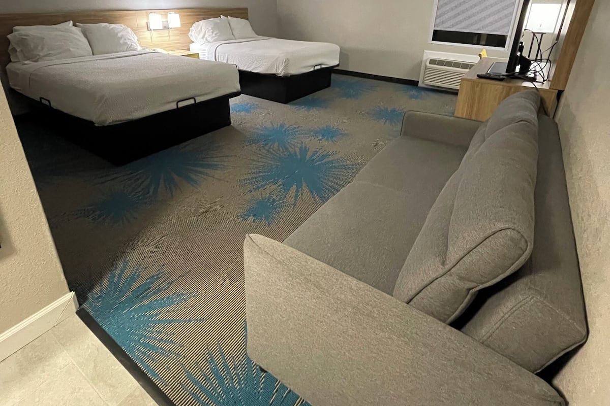 Double Room, 2 Queen Beds, Non Smoking (Oversized) | Desk, iron/ironing board, free WiFi, bed sheets