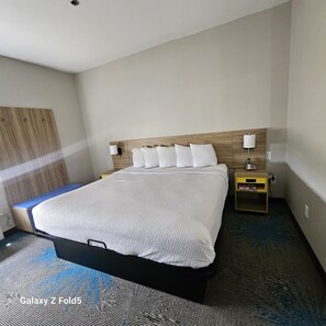 Desk, iron/ironing board, free WiFi, bed sheets