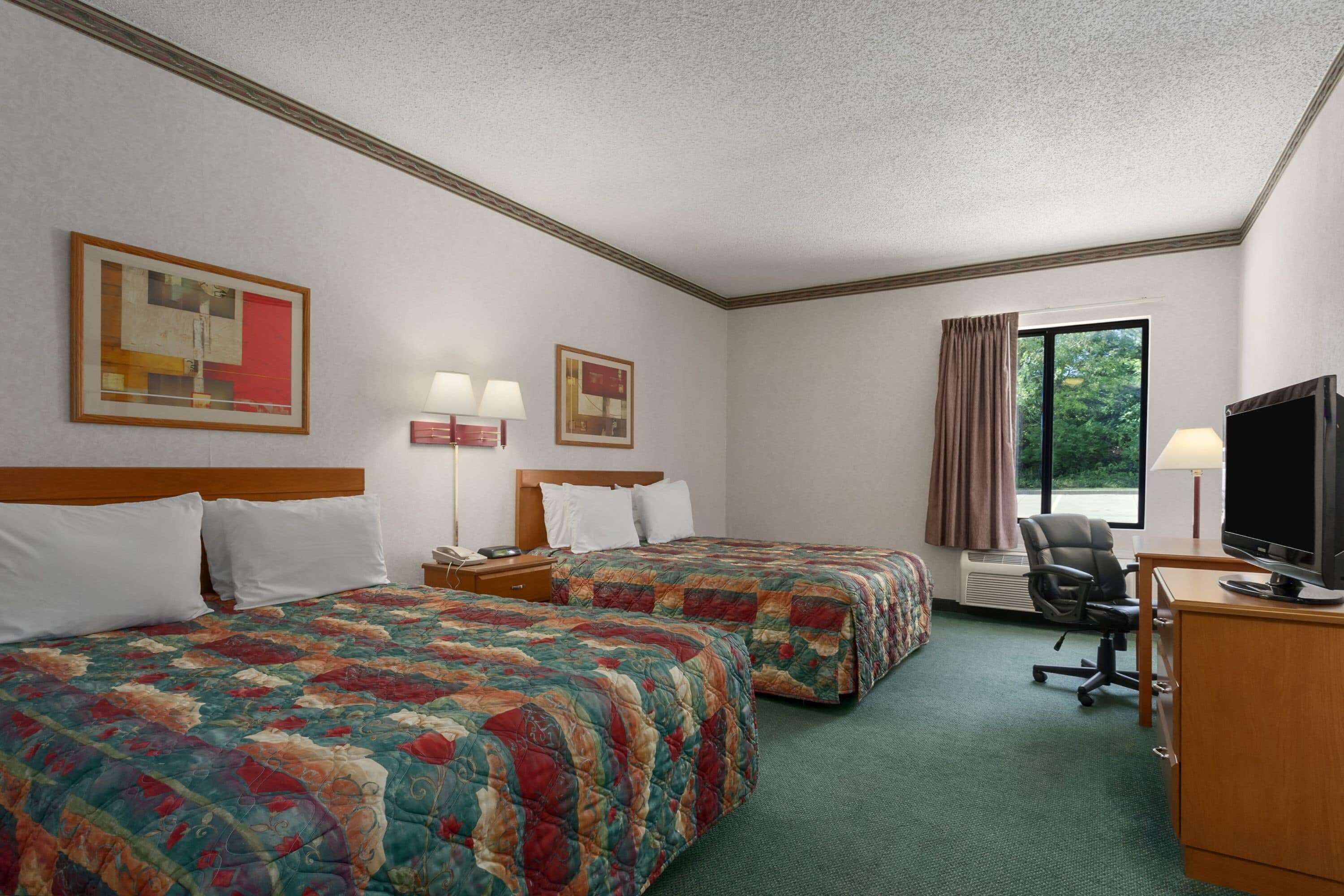 Desk, iron/ironing board, free WiFi, bed sheets