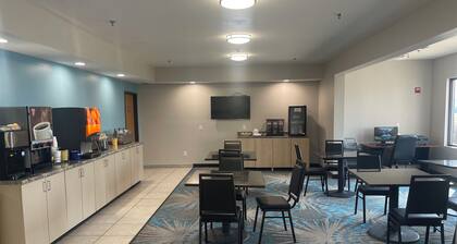 Days Inn by Wyndham Jefferson City