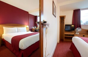 Desk, free WiFi, bed sheets - Waterloo Hub Hotel & Suites (London)