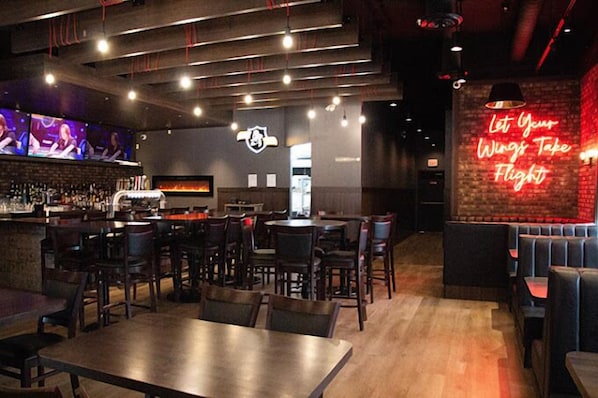 Lunch and dinner served