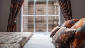 Luxury Studio Suite, 1 King Bed | Premium bedding, minibar, individually decorated, individually furnished