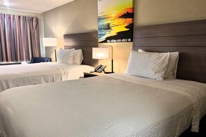Decoración personalizada, muebles diferentes y escritorio 